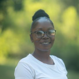 Waynette Graves Headshot